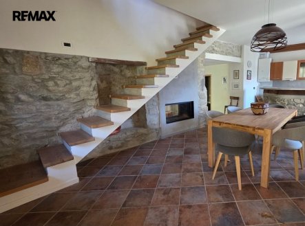 Prodej domu/vily, 300 m²