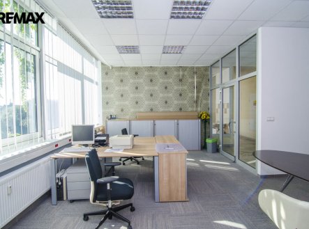 Pronájem kanceláře, 34 m²