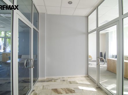 Pronájem kanceláře, 34 m²
