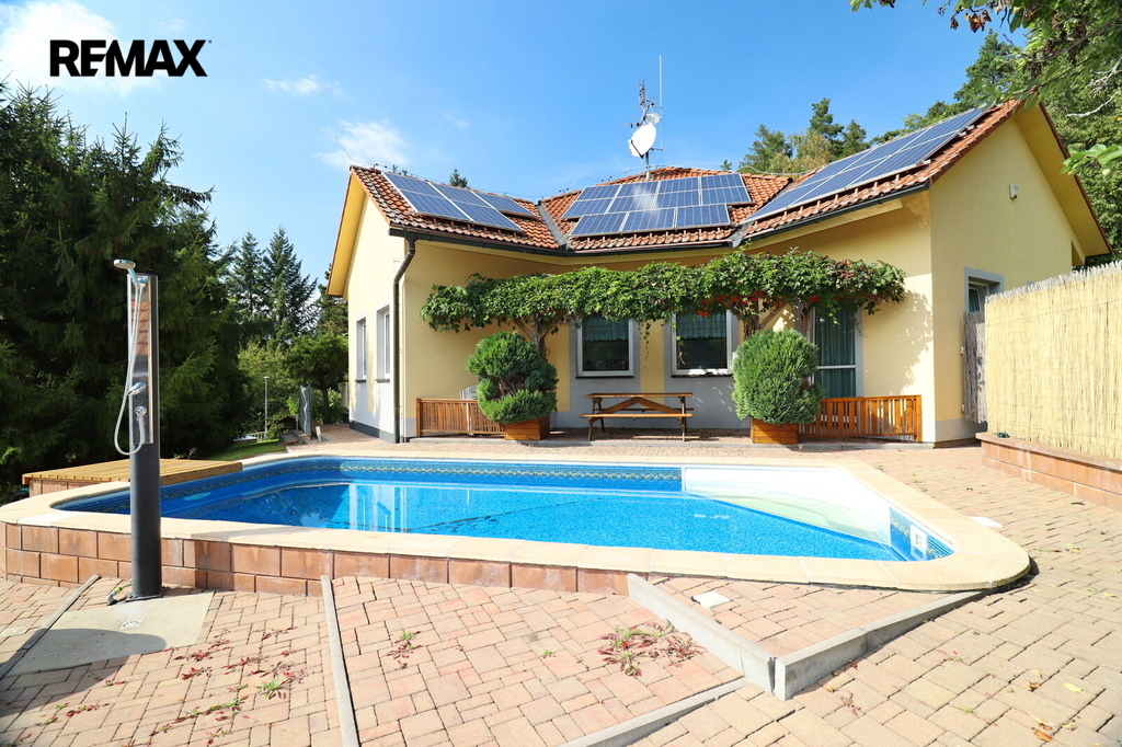 dům