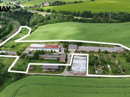 Prodej výrobní prostory, 4 964 m²