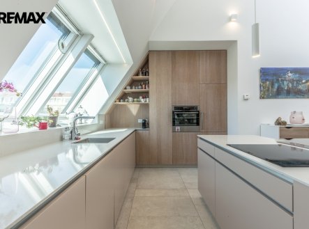 Prodej bytu, 2+kk, 80 m²