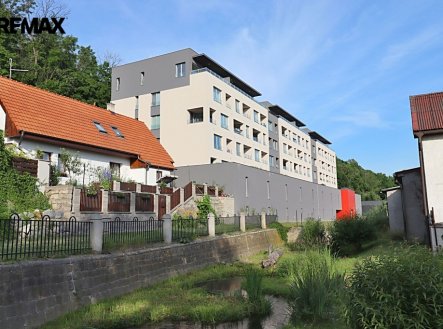 Pronájem bytu, 1+kk, 28 m²