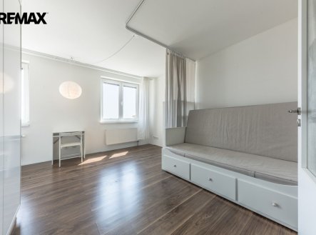 Pronájem bytu, 1+kk, 30 m²