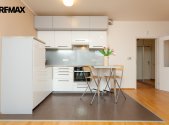 Pronájem bytu, 1+kk, 37 m²