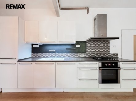 Pronájem bytu, 2+kk, 44 m²