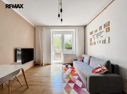 Pronájem bytu, 2+kk, 44 m²