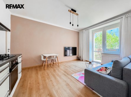 Pronájem bytu, 2+kk, 44 m²