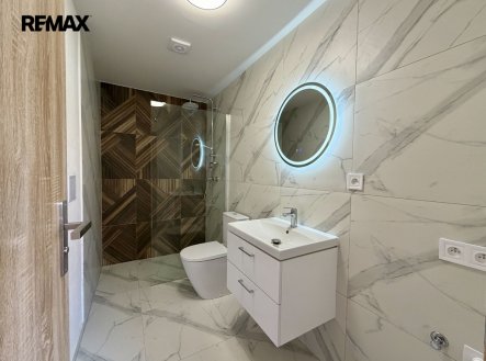 Pronájem bytu, 1+kk, 30 m²