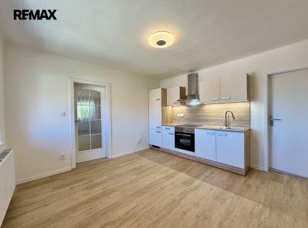 Pronájem bytu, 2+kk, 50 m²