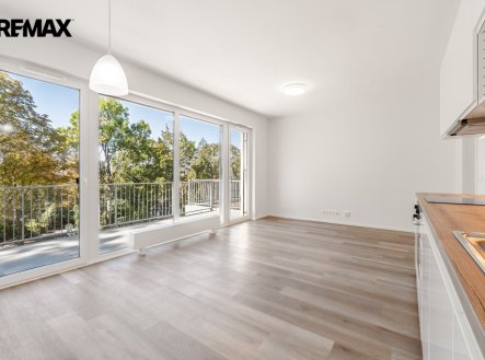 Pronájem bytu, 2+kk, 63 m²