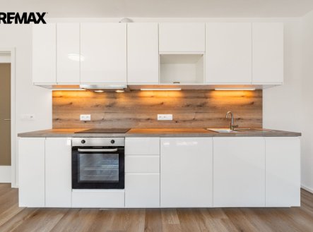 Pronájem bytu, 2+kk, 63 m²