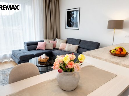 Pronájem bytu, 3+kk, 97 m²