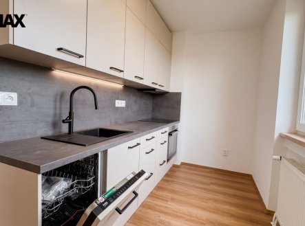 Pronájem bytu, 3+1, 69 m²