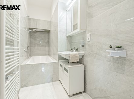 Prodej bytu, 2+kk, 43 m²