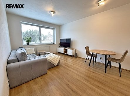 Pronájem bytu, 2+kk, 48 m²