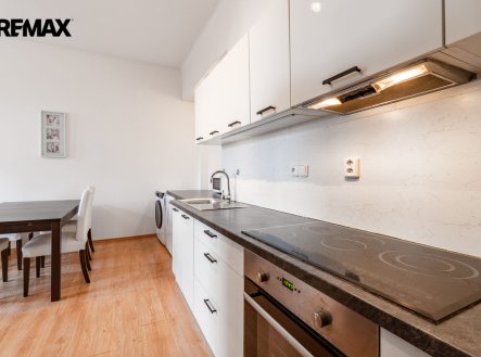 Pronájem bytu, 3+kk, 65 m²