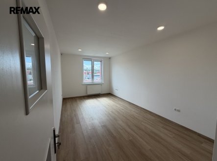 Pronájem bytu, 2+1, 65 m²