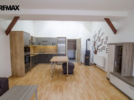Pronájem bytu, 2+kk, 76 m²