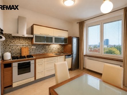 Pronájem bytu, 2+kk, 78 m²