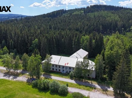 Prodej hotel, 4 000 m²