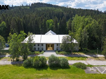 Prodej nájemního domu, 4 000 m²