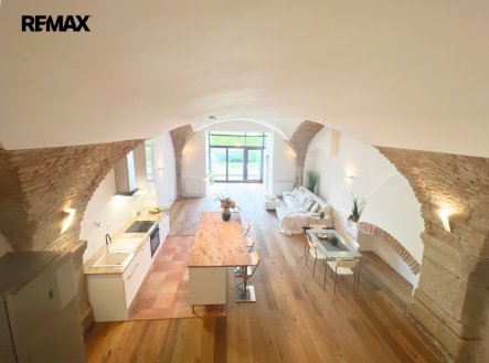 Prodej bytu, atypický, 121 m²