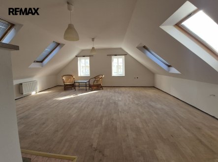 Pronájem bytu, 5+1, 152 m²