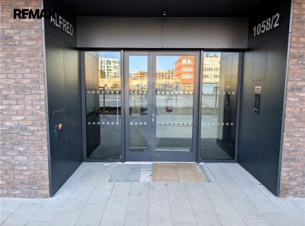 Pronájem bytu, 3+kk, 88 m²