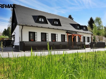 Prodej hotel, 392 m²