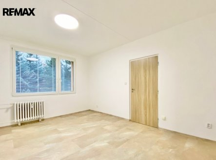 Pronájem bytu, 1+1, 33 m²