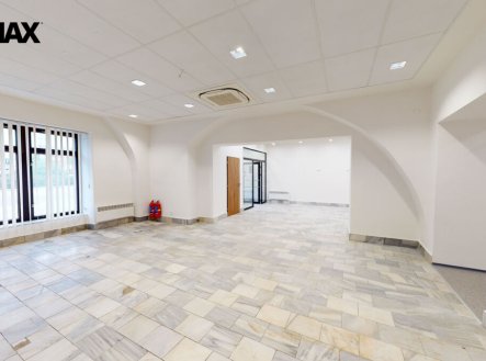 Prodej obchodní prostory, 430 m²