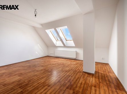 Prodej bytu, 3+kk, 61 m²