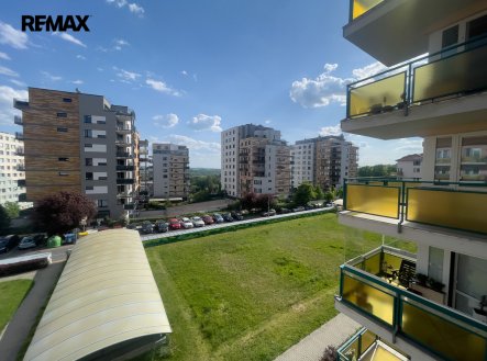 Pronájem bytu, 1+kk, 40 m²