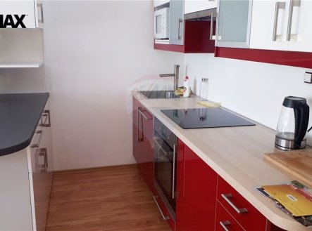 Pronájem bytu, 1+kk, 43 m²