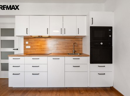Pronájem bytu, 2+kk, 45 m²