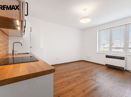 Pronájem bytu, 2+kk, 45 m²