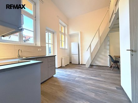 Pronájem bytu, 2+kk, 49 m²