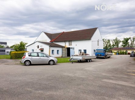 Pronájem komerčního objektu, výroba, 400 m²