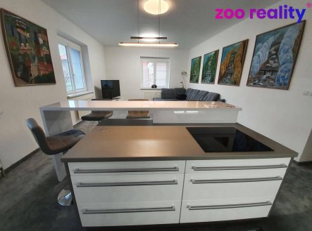 Pronájem bytu, 2+kk, 66 m²