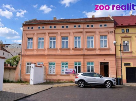 Prodej komerčního objektu, obchodní centrum, 320 m²