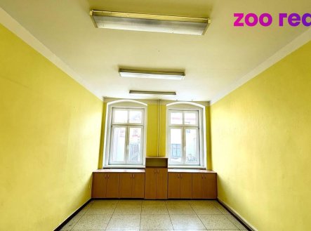 Prodej komerčního objektu, obchodní centrum, 320 m²