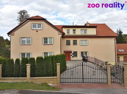 Pronájem bytu, 4+kk, 93 m²