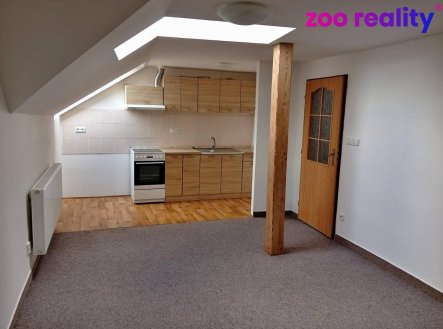 Pronájem bytu, 4+kk, 93 m²