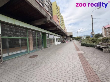 Pronájem komerčního objektu, obchodní centrum, 178 m²
