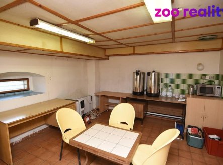 Prodej komerčního objektu, sklad, 657 m²