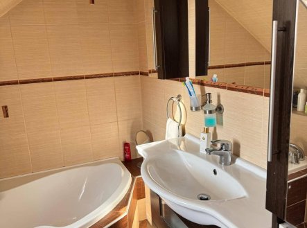 Pronájem bytu, 3+1, 95 m²