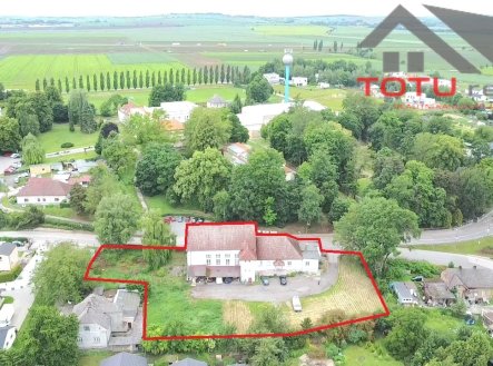 Prodej obchodní prostory, 1 100 m²