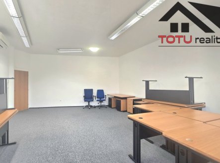 Pronájem kanceláře, 38 m²