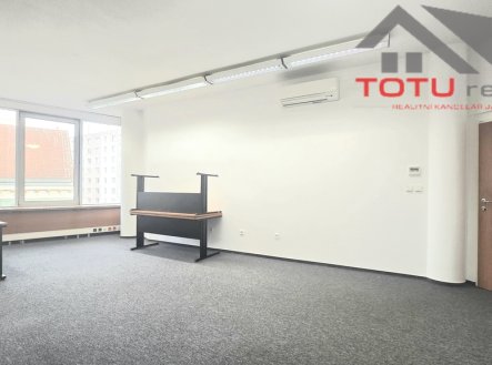 Pronájem kanceláře, 38 m²